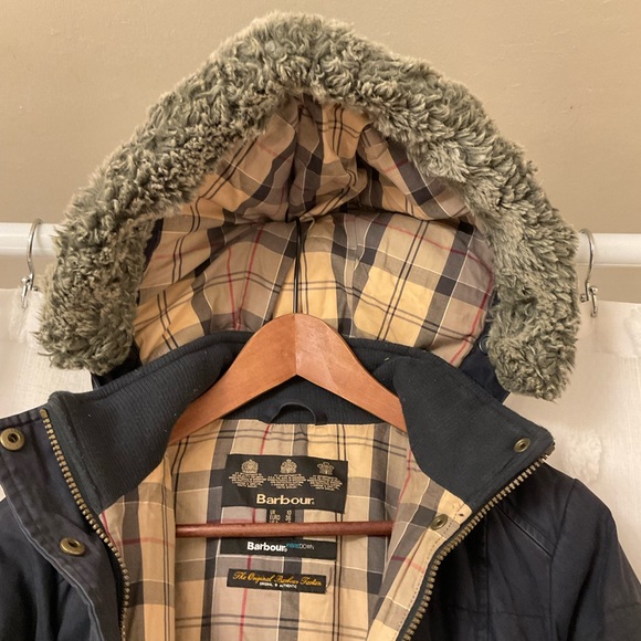 Barbour Quilted Winter Coat - Picture 5 of 14